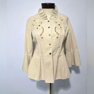 GRETTY ZUEGER cream ruffled cotton stud embroidered jacket. Size medium